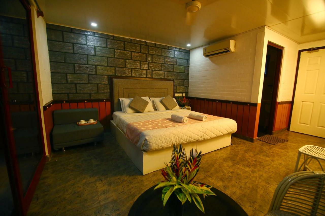 Green Palace Ayurveda Resort, Alleppey Alappuzha Buitenkant foto