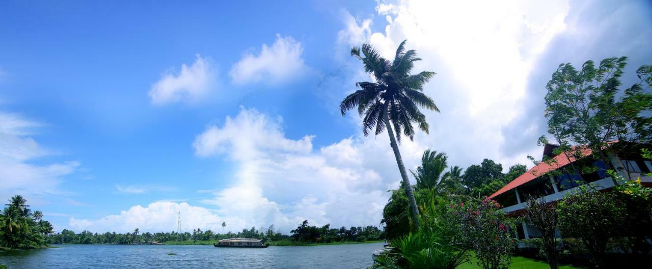 Green Palace Ayurveda Resort, Alleppey Alappuzha Buitenkant foto